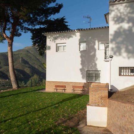 Lagar Del Chorro Junto Caminito Del Rey Piscina Y Baloncesto Apartment Bagian luar foto