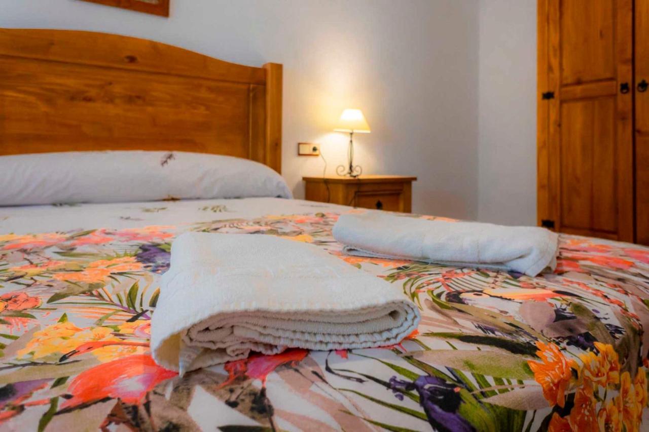 Lagar Del Chorro Junto Caminito Del Rey Piscina Y Baloncesto Apartment Bagian luar foto