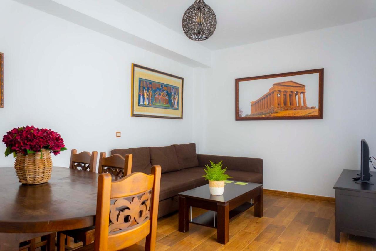 Lagar Del Chorro Junto Caminito Del Rey Piscina Y Baloncesto Apartment Bagian luar foto