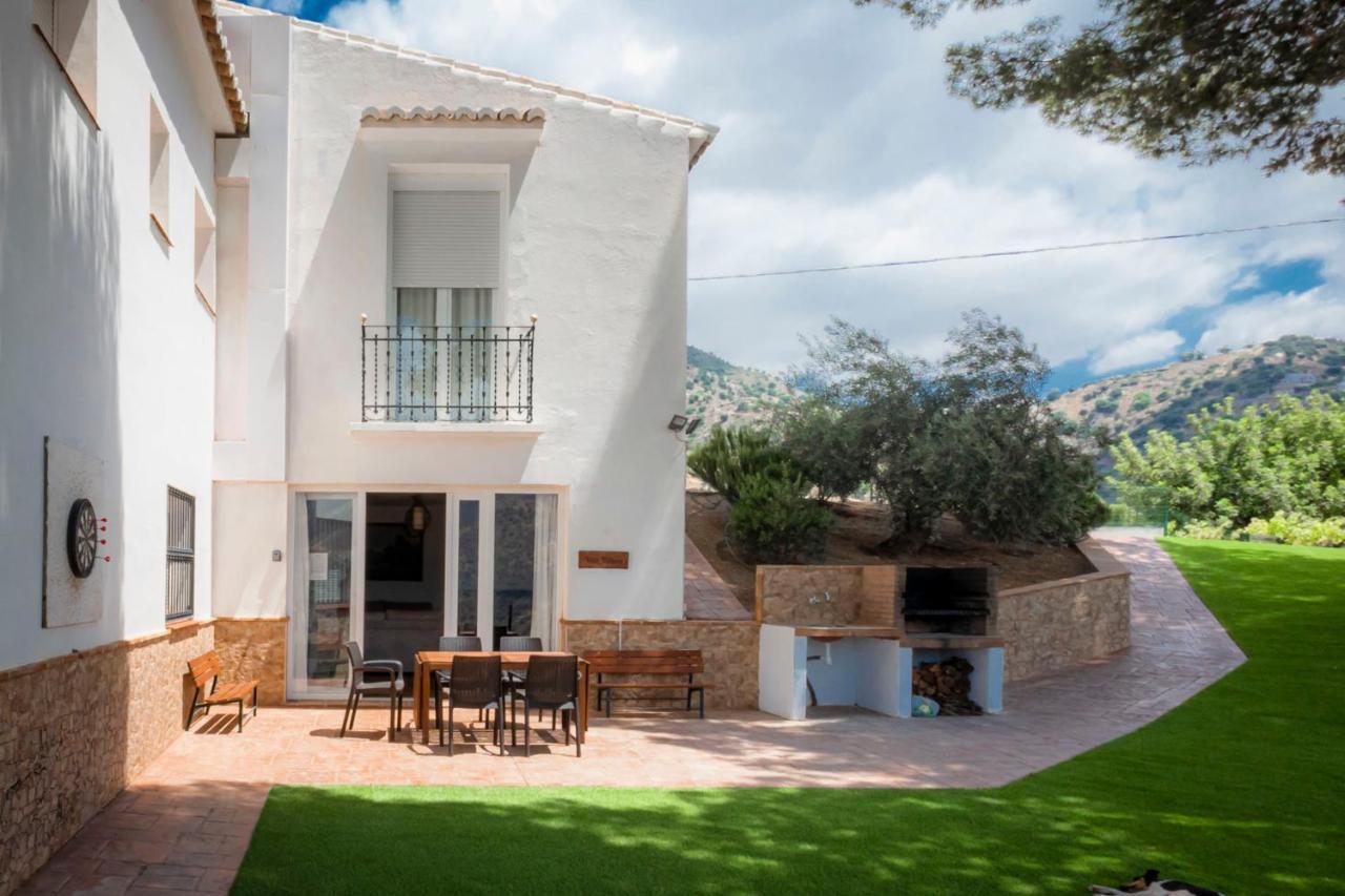 Lagar Del Chorro Junto Caminito Del Rey Piscina Y Baloncesto Apartment Bagian luar foto