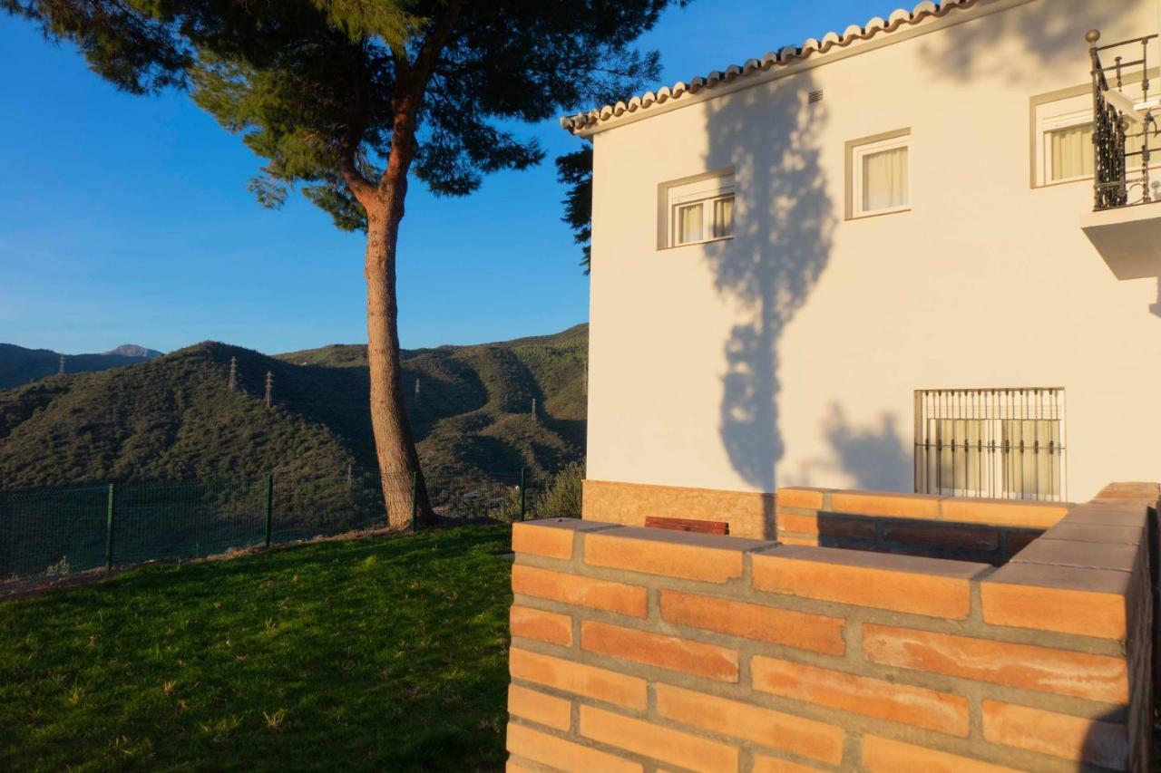 Lagar Del Chorro Junto Caminito Del Rey Piscina Y Baloncesto Apartment Bagian luar foto